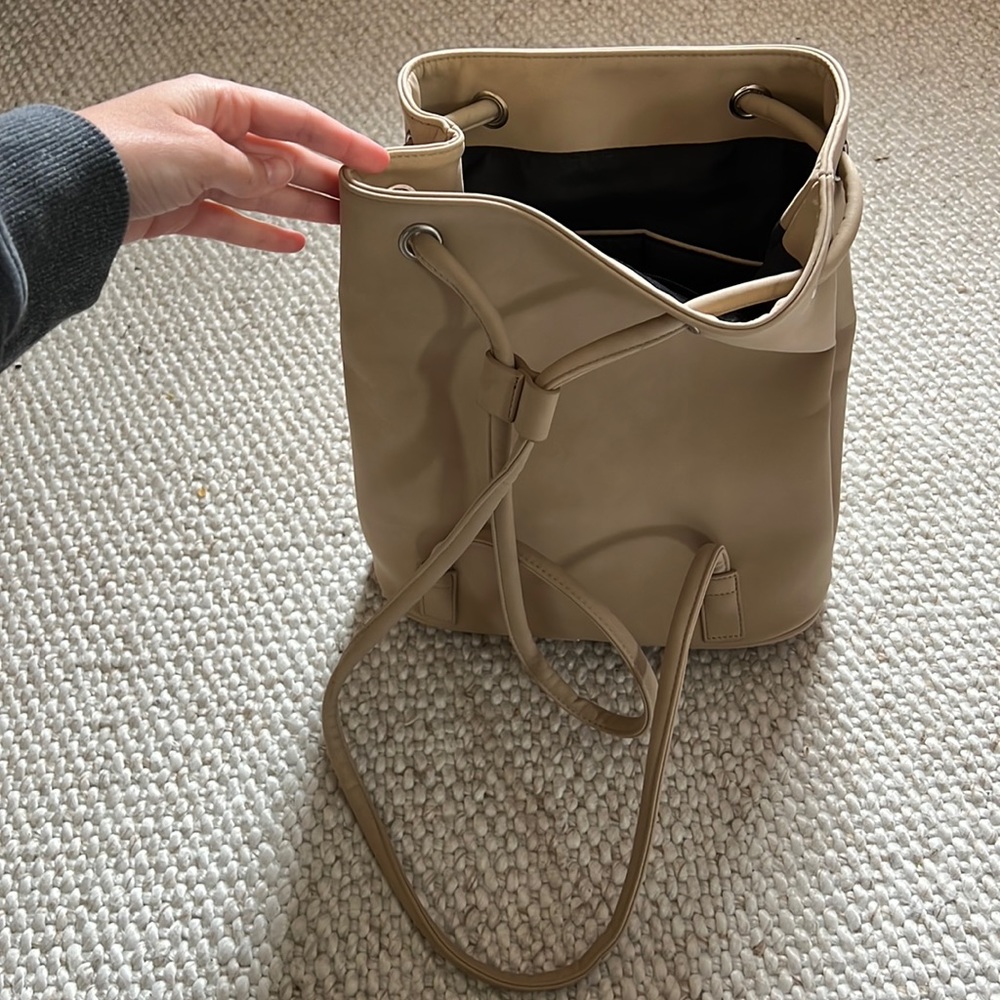 Colab beige backpack